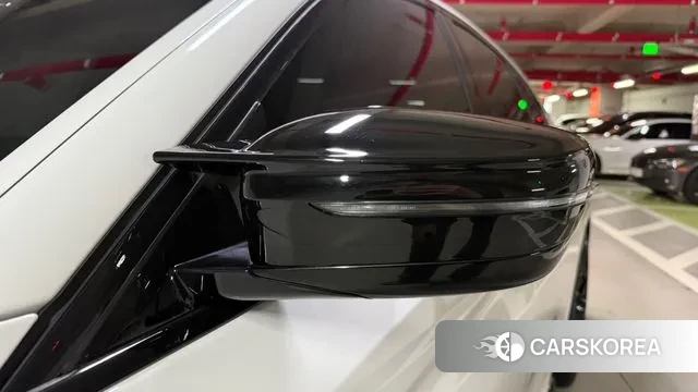 BMW 5 Series (G30) id 3722558 из Кореи 20