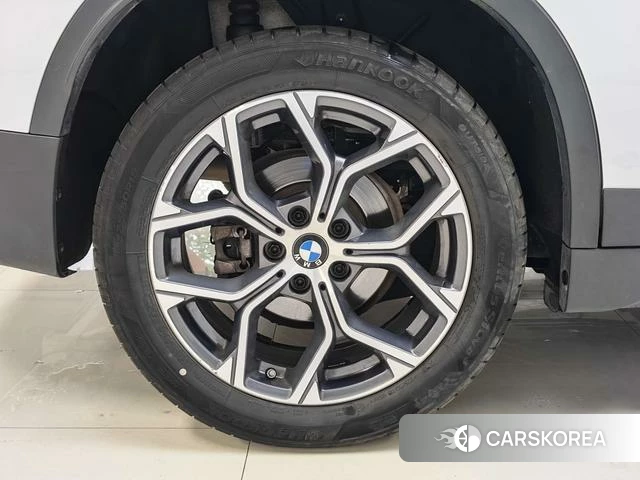 BMW X1 id 4258040 из Китая 21