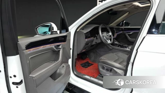 Volkswagen Touareg 3rd generation id 4542749 из Кореи 37