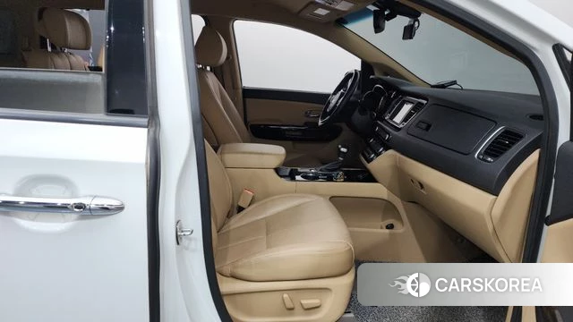 Kia The New Carnival id 3801530 из Кореи 19