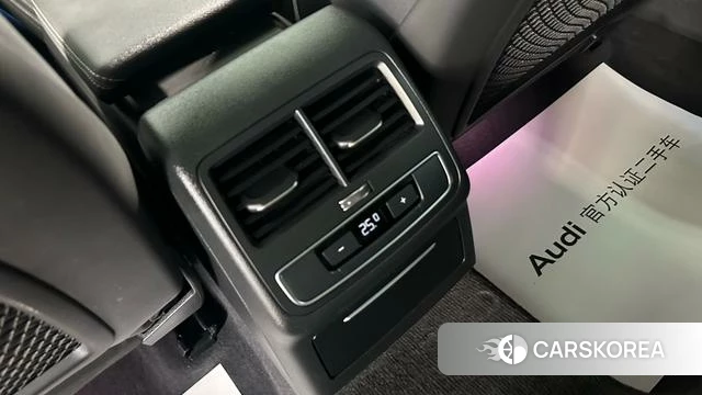 Audi A4L id 4298340 из Китая 18