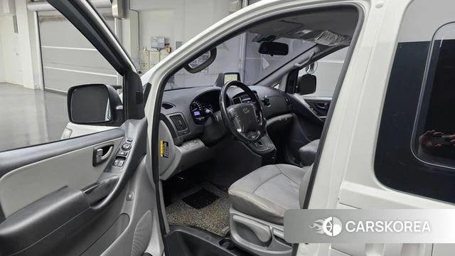 Hyundai The New Grand Starex id 4918399 из Кореи 30