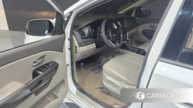 Kia All New Carnival id 3470038 из Кореи 20