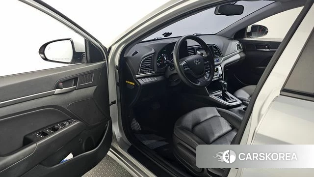 Hyundai Avante AD id 4563410 из Кореи 31