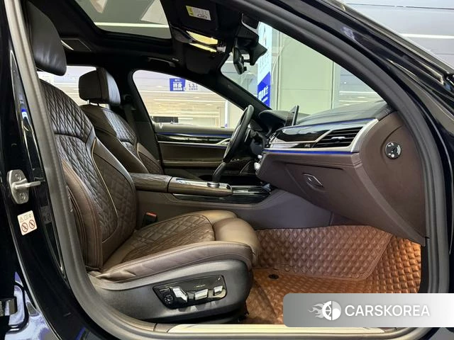 BMW 7 series id 4259262 из Китая 15