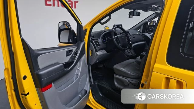 Hyundai The New Grand Starex id 4188381 из Кореи 20