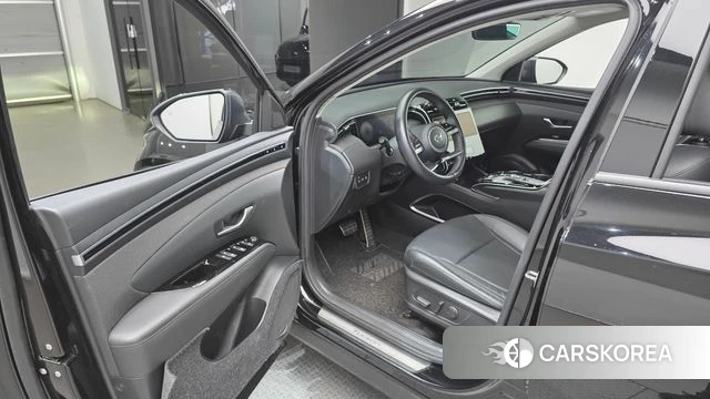 Hyundai Tucson (NX4) id 4388547 из Кореи 30