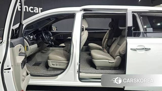 Kia The New Carnival id 4203605 из Кореи 20