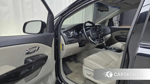 Kia The New Carnival id 3879366 из Кореи 20