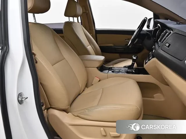 Kia The New Carnival id 3254309 из Кореи 20