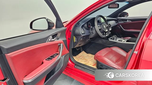 Kia Stinger id 4351192 из Кореи 31