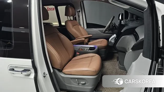 Hyundai Staria id 3322117 из Кореи 20