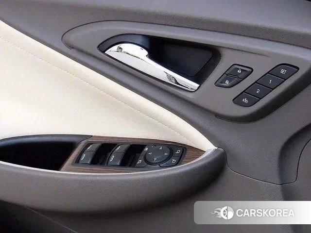 Chevrolet (GM Daewoo) The New Malibu id 2991042 из Кореи 19