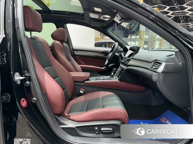 Honda Yingshipai id 4276767 из Китая 33