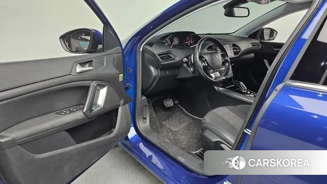 Peugeot 308 second generation id 3666611 из Кореи 20