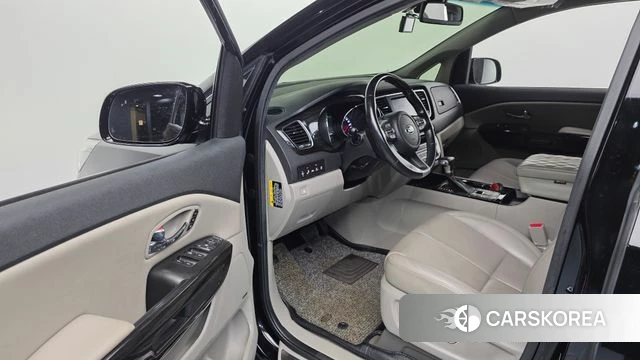 Kia The New Carnival id 4943875 из Кореи 30
