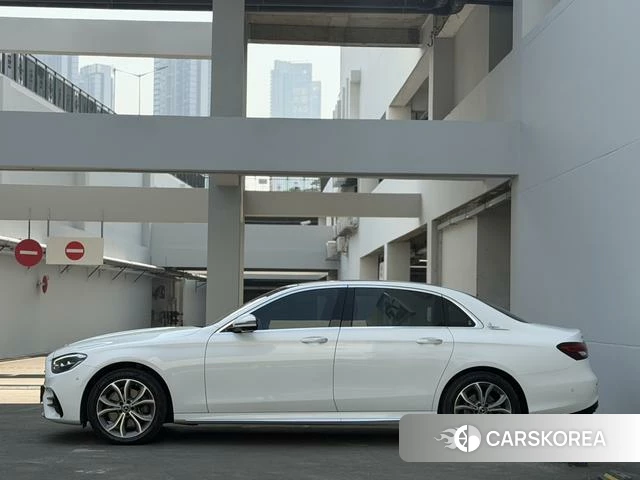 Mercedes-Benz E-class id 4278088 из Китая 10