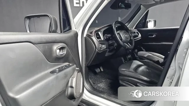 Jeep Renegade id 3703355 из Кореи 20