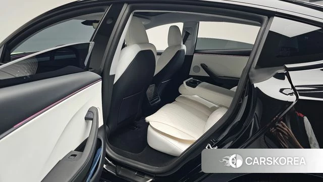 Tesla Model 3 id 4242687 из Кореи 32