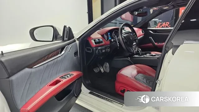 Maserati Ghibli id 3336315 из Кореи 20