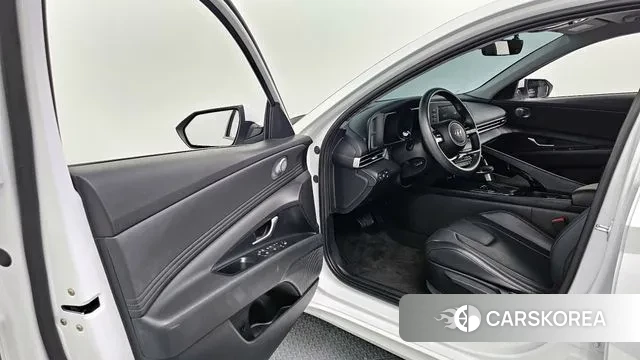 Hyundai Avante Hybrid (CN7) id 3247153 из Кореи 20