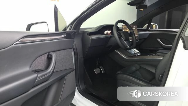Tesla Model X id 4533979 из Кореи 20