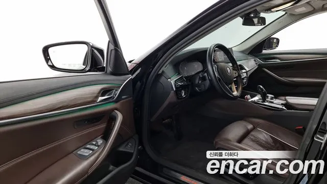 BMW 5 Series (G30) id 2609043 из Кореи 20