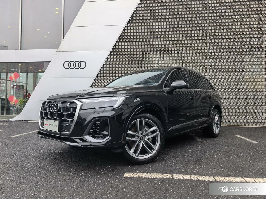 Audi Q7 id 4513753 из Китая 25