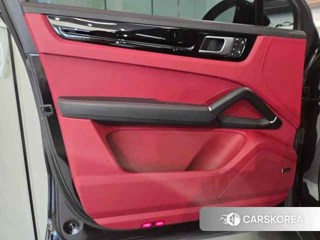 Porsche Cayenne (PO536) id 3036820 из Кореи 12