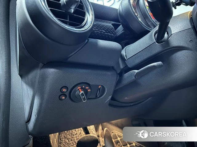 Mini Cooper S id 4345779 из Кореи 19