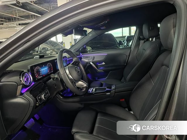 Mercedes-Benz A-Class W177 id 4222650 из Кореи 18