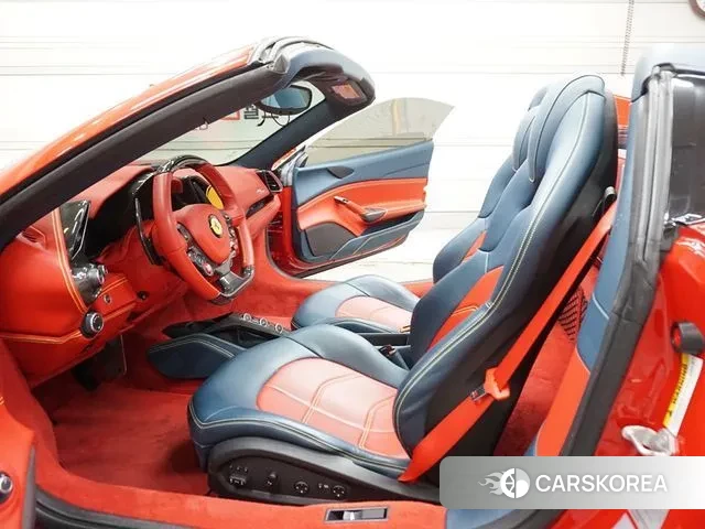 Ferrari 488 Spider id 3039387 из Кореи 20