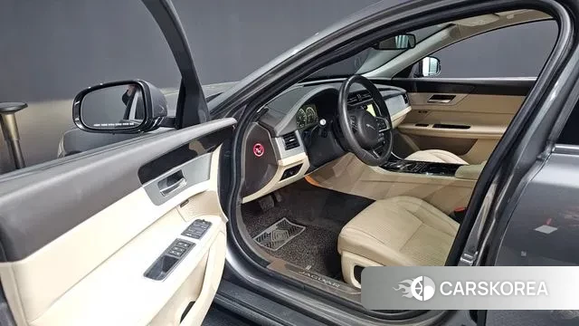Jaguar XF (X260) id 2961828 из Кореи 20