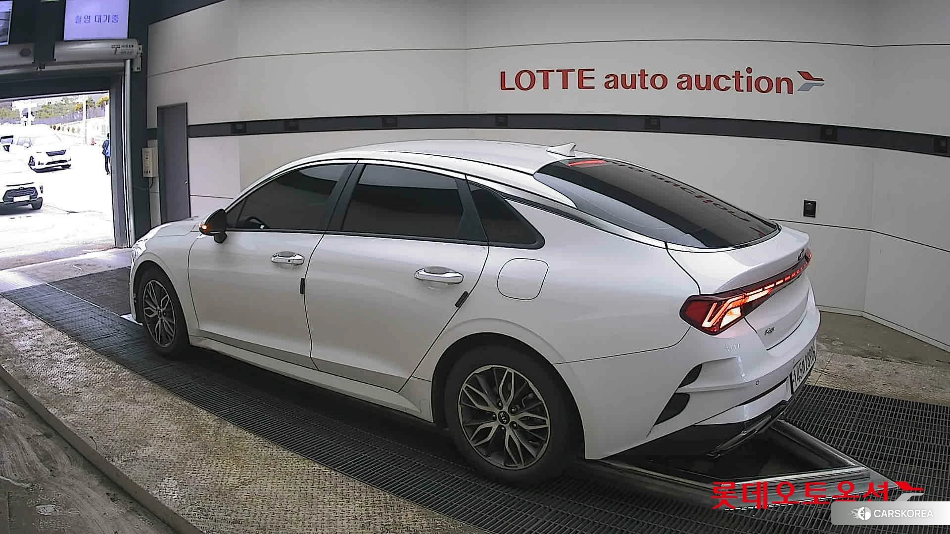 Kia K5 id 3869402 из Кореи 37