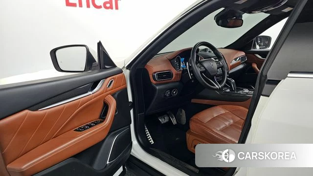 Maserati Levante id 3861079 из Кореи 20