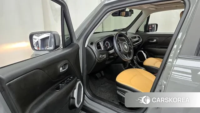 Jeep Renegade id 3095317 из Кореи 20