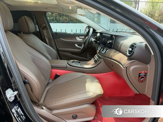 Mercedes-Benz E-class id 4211702 из Китая 18