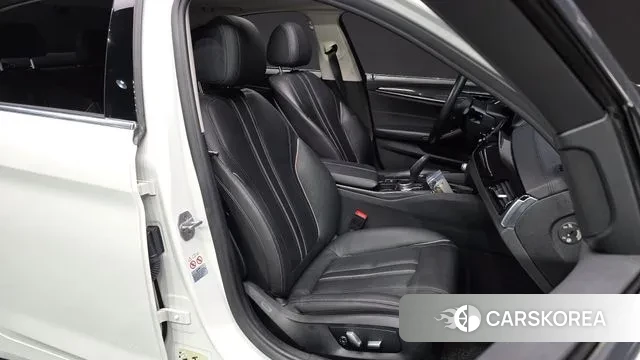 BMW 5 Series (G30) id 3568442 из Кореи 20