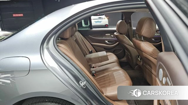 Mercedes-Benz E-Class W213 id 4900504 из Кореи 34