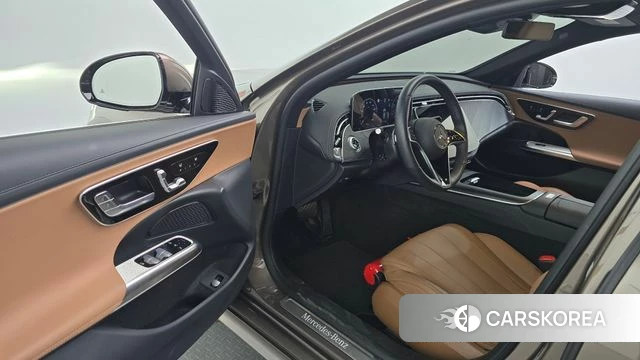 Mercedes-Benz E-Class W214 id 4248290 из Кореи 20