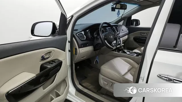 Kia The New Carnival id 2977184 из Кореи 20