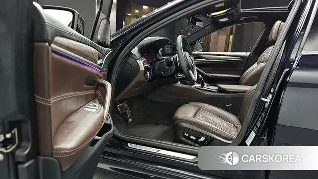 BMW 5 Series (G30) id 3444361 из Кореи 20