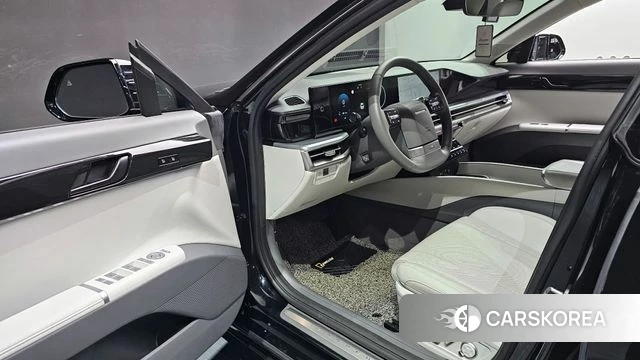 Hyundai Grandeur (GN7) id 4201613 из Кореи 34