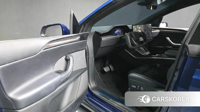 Tesla Model X id 4613132 из Кореи 36