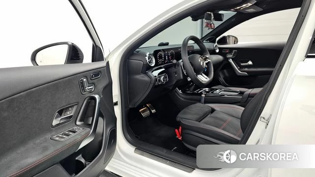 Mercedes-Benz A-Class W177 id 4532889 из Кореи 20