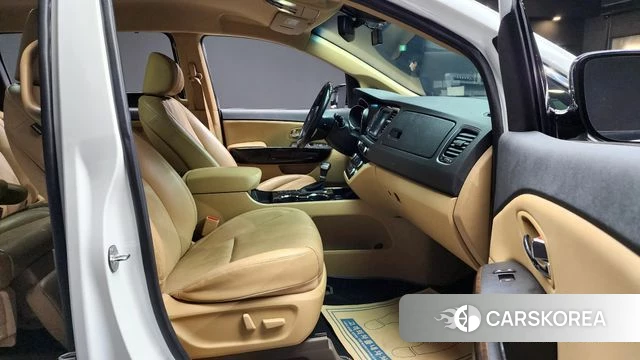 Kia The New Carnival id 3820399 из Кореи 20