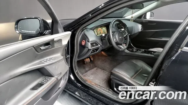 Jaguar XE id 2870597 из Кореи 20