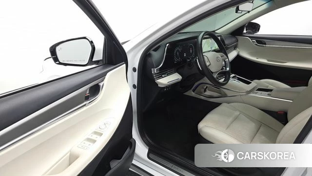 Hyundai The New Grandeur IG Hybrid id 4433699 из Кореи 34