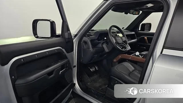 Land Rover Defender (L663) id 2997973 из Кореи 20