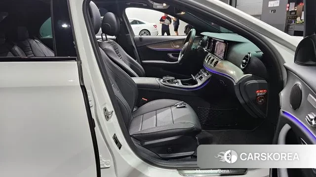 Mercedes-Benz E-Class W213 id 3018148 из Кореи 20